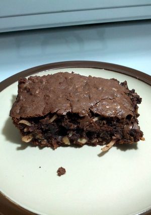 A picture of Almond Coconut Brownies.