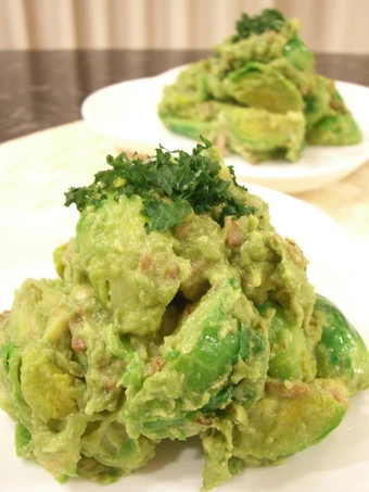 Easy Steps to Make Recipes Green Brussels Sprout Salad the  Makes Drooling Really Delicious.