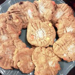 A picture of Reece's piecies peanut butter cookies.