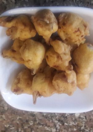 A picture of Gobhi pakoda.