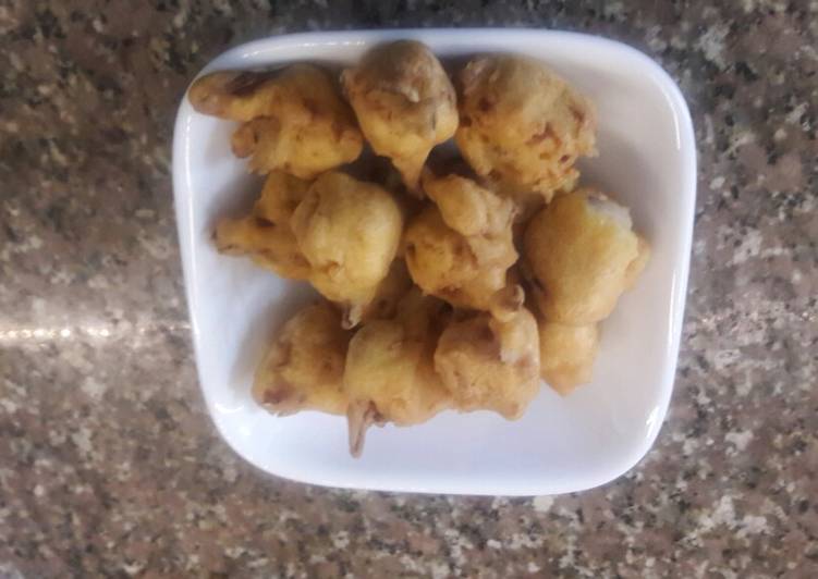 Steps to Make Any-night-of-the-week Gobhi pakoda