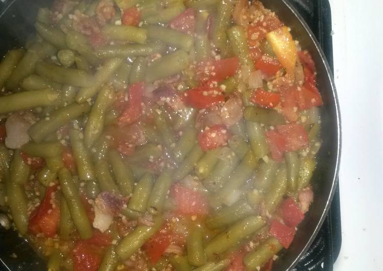 Recipe of Super Quick Homemade Green beans with tomato and bacon