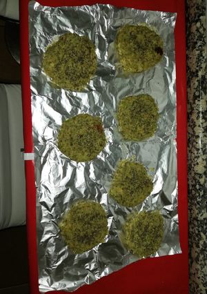 Una foto de Hamburguesas de brócoli, cebolla y queso
