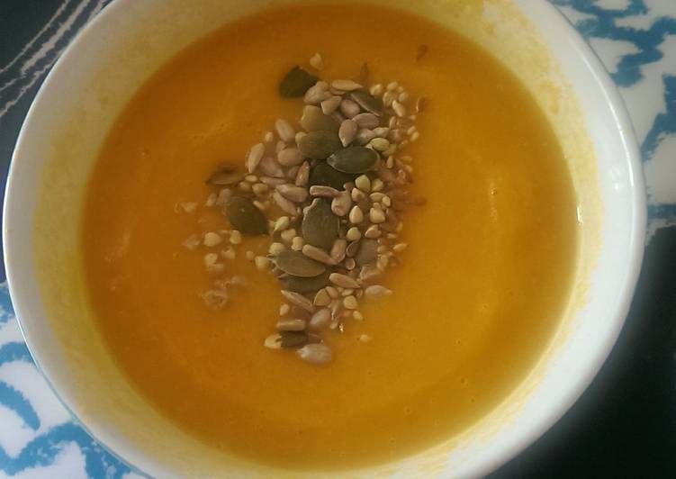 Recipe of Speedy Carrot soup