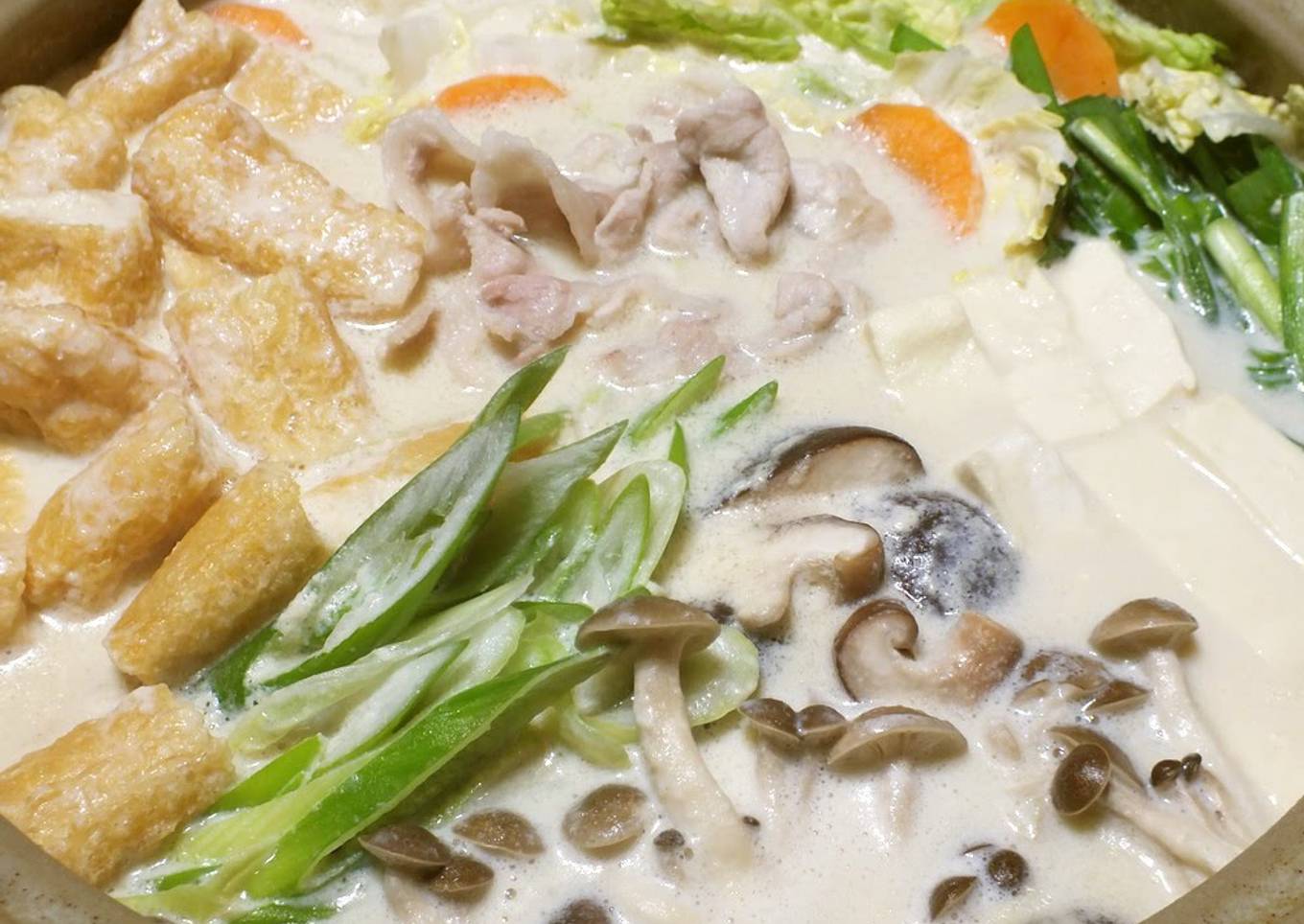 Sesame and Soy Milk Hot Pot