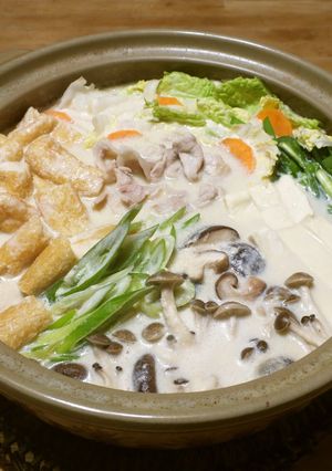A picture of Sesame and Soy Milk Hot Pot.