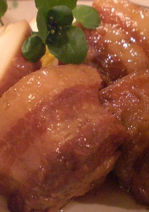 A picture of Stewed Pork Chunks, Rafutee-style.