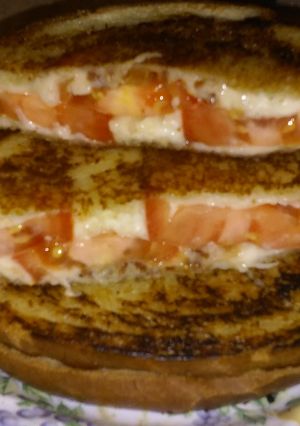 A picture of My toasted 🍅 sandwich.