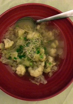 A picture of White vegetable soup.