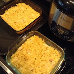 A picture of Nat's Chicken Noodle Casserole.