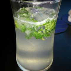 A picture of Virgin Mojito.