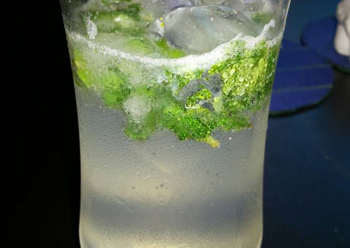 Virgin Mojito Recipe - Pinch and Swirl