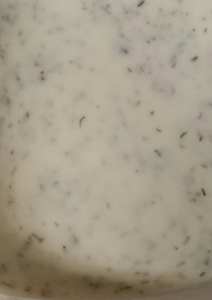 A picture of Sweet lemon dill sauce for fish.