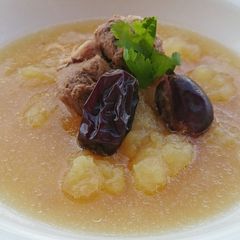 A picture of Old Winter Melon Pork Soup.