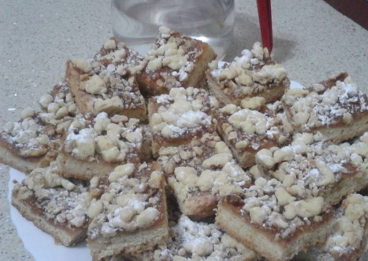 Simple Way to Make Any-night-of-the-week Cake with jam and grated dough