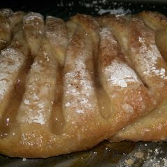 A picture of Braided Apple Pie Bread.