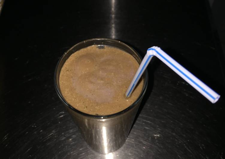 Step-by-Step Guide to Make Perfect Chocolate Hemp Smoothie