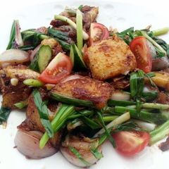 A picture of Stir Fry Hallibut Fillet With Black Pepper.