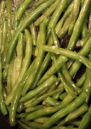 A picture of Garlic Green Beans.