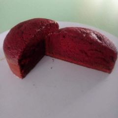 A picture of Red Velvet cake.
