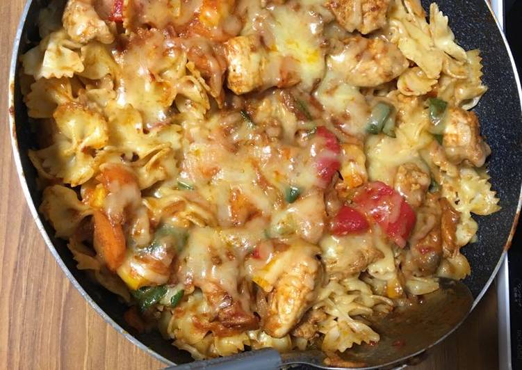 Step-by-Step Guide to Make Quick Chicken breast on Rigate cheese pasta