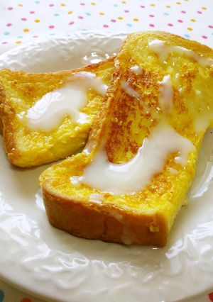 A picture of Milky Calpico and Condensed Milk French Toast.
