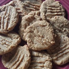 A picture of Poor girl's peanut butter cookies.