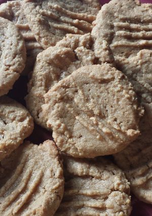 A picture of Poor girl's peanut butter cookies.