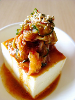 A picture of Chilled Tofu with Sesame-flavored Kimchi.