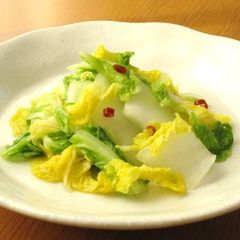 A picture of Lightly Pickled Chinese Cabbage with Dashi Stock Granules.