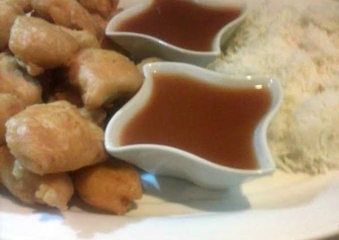 Sweet and sour sauce with chicken tempura