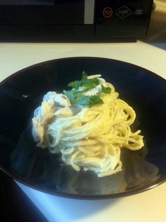 A picture of Chicken Alfredo.