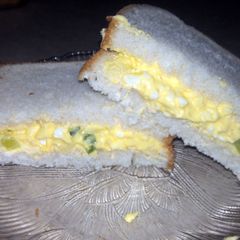 A picture of Macs egg salad sandwich.