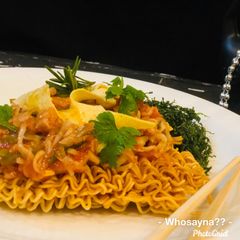A picture of Whosayna’s Chopsuey.