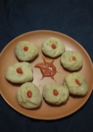 A picture of Momos.