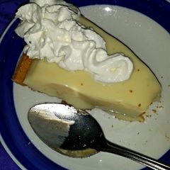 A picture of Zesty limey pronto pie.