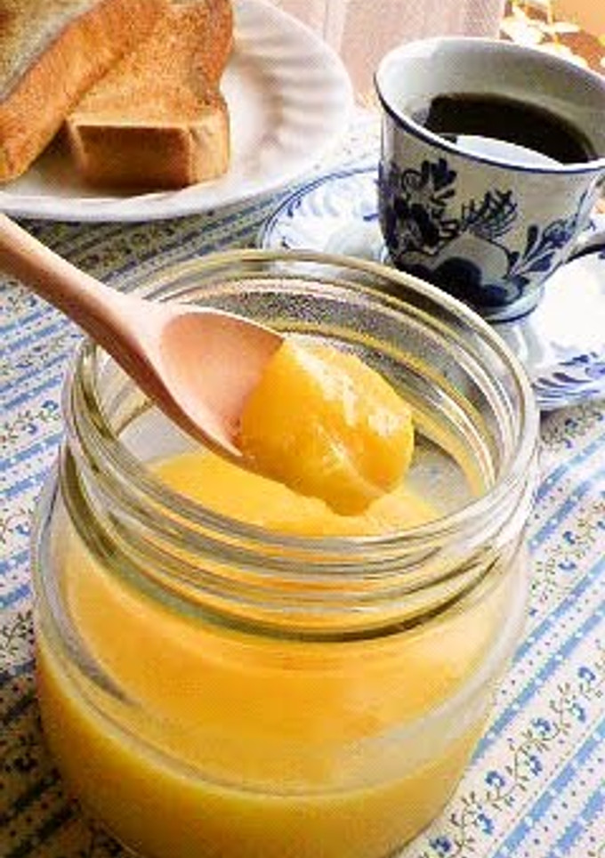 A picture of Refreshing Delicious Lemon Curd.
