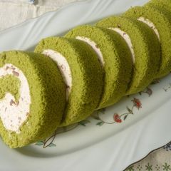 A picture of Fluffy Green Tea Chiffon Swiss Roll with Adzuki Cream.