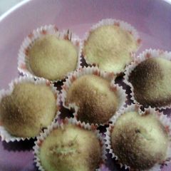 A picture of Lady Baltimore Cupcakes.