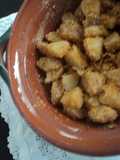 Papas con pan molido, con chile en polvo