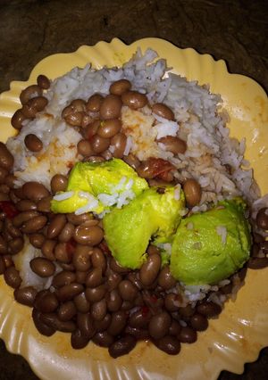 A picture of Rice with beans# 4wewks challenge.
