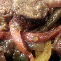 A picture of Drunken Irishman Sausage & Peppers.
