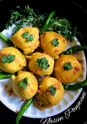 બટાકાના વડા (Bataka Vada Recipe In Gujarati) રેસીપી મુખ્ય ફોટો