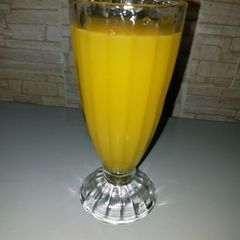 A picture of Mango lemonade.