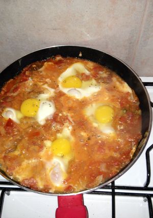 A picture of Shakshuka.