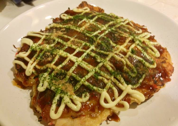 Osaka Saturday Night Okonomiyaki (Easy to Make)
