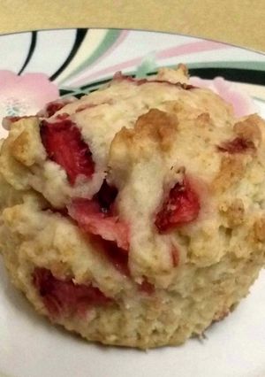 A picture of Strawberry Muffins.