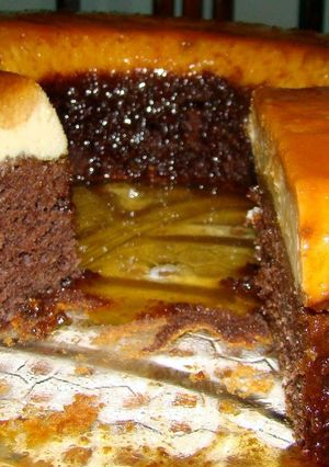 A picture of pudding cake.