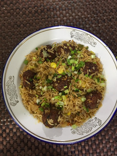 મંચુરીયન રાઇસ (Manchurian Rice Recipe In Gujarati) રેસીપી મુખ્ય ફોટો