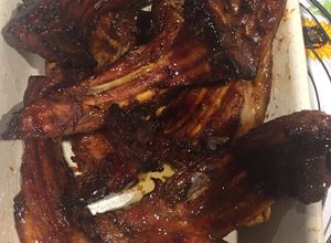 Una foto de Costillas salsa BBQ